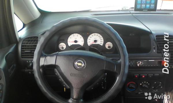 Opel Zafira,  2000 г.  136000 км